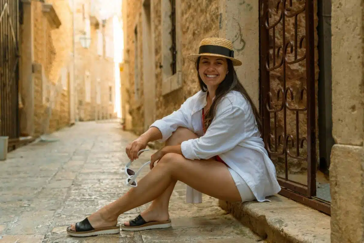 Se promener en ville avec des sandales femmes